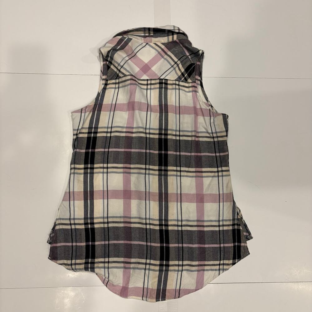 Shyanne Plaid Vest - Picture 3 of 3